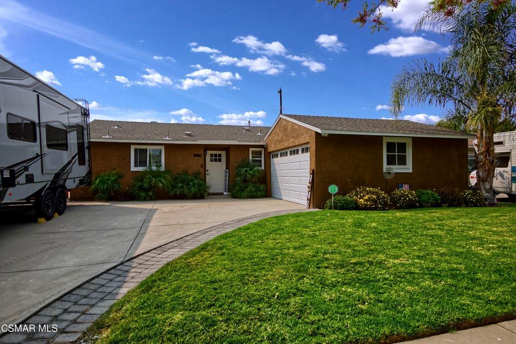 2073 Magnolia Street - Photo 1