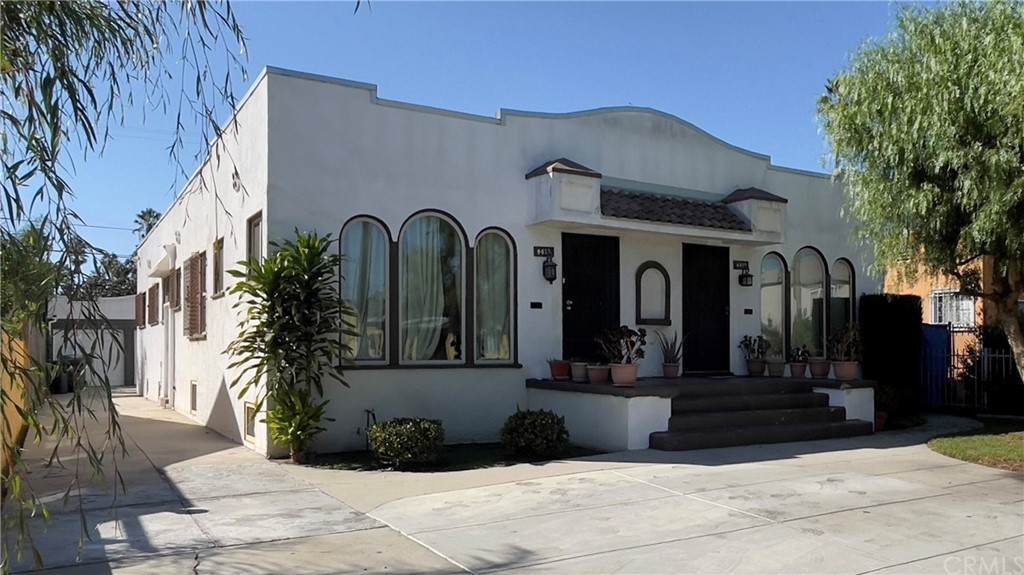 4419 7th Avenue - Photo 1