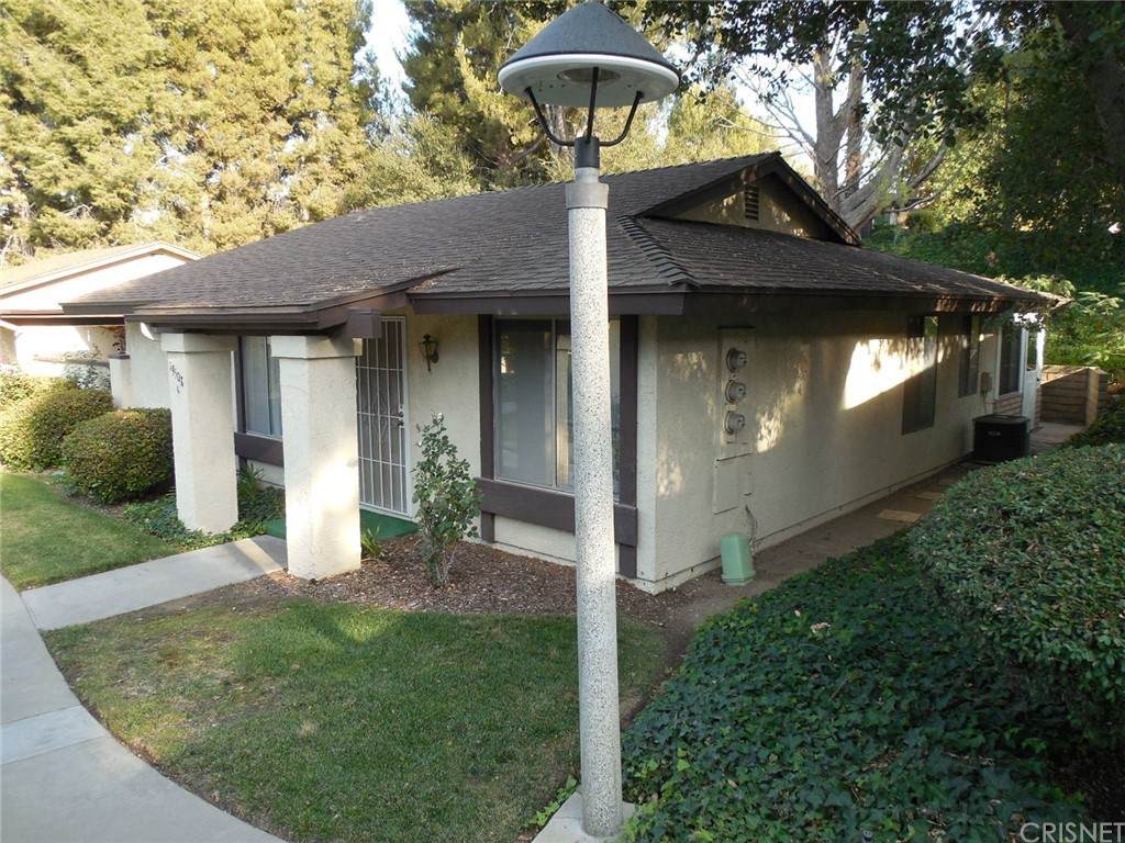 19508 Avenue Of The Oaks - Photo 1