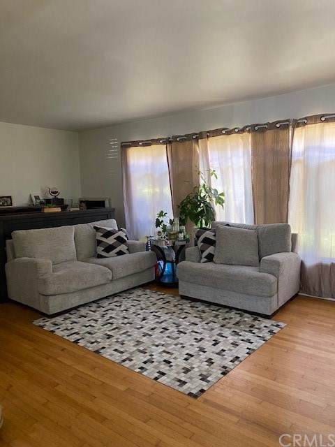 330 Chestnut Avenue - Photo 1
