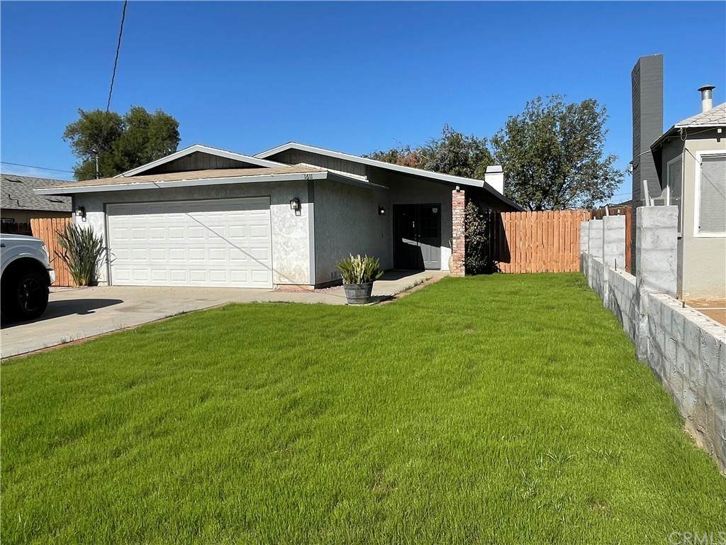 1611 Hillcrest Avenue - Photo 1