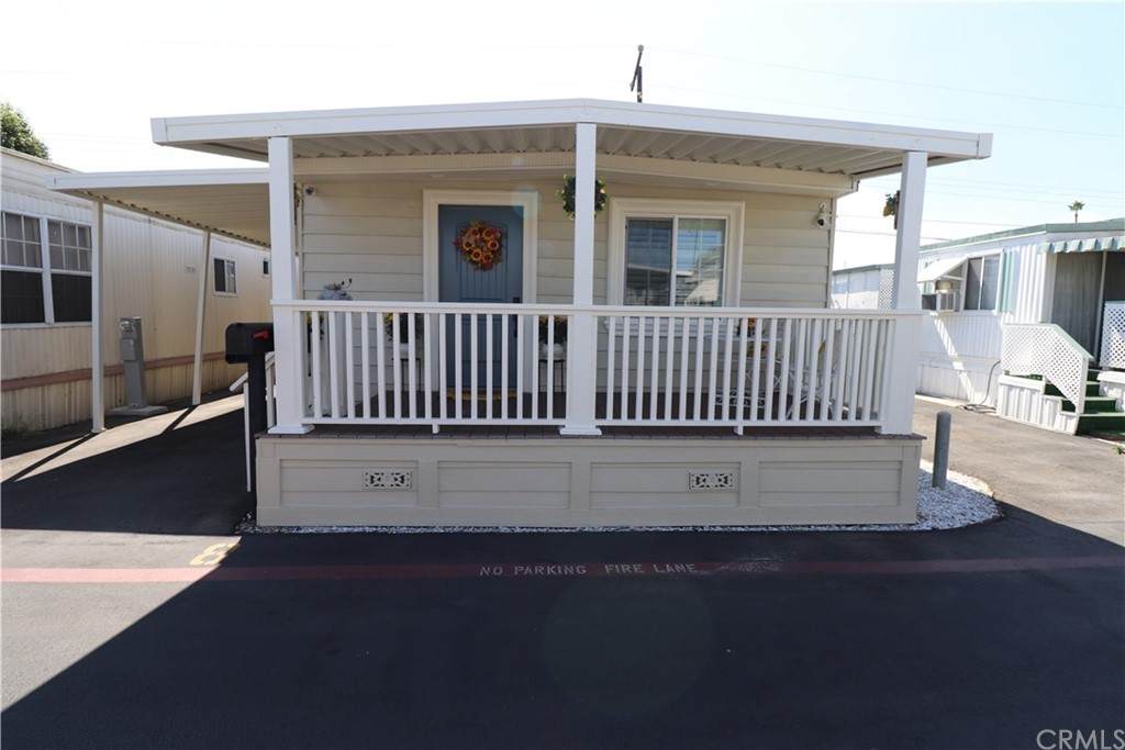1517 Merced - Photo 1
