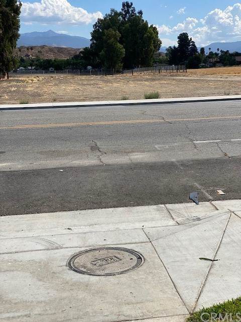 608 San Jacinto Street - Photo 1