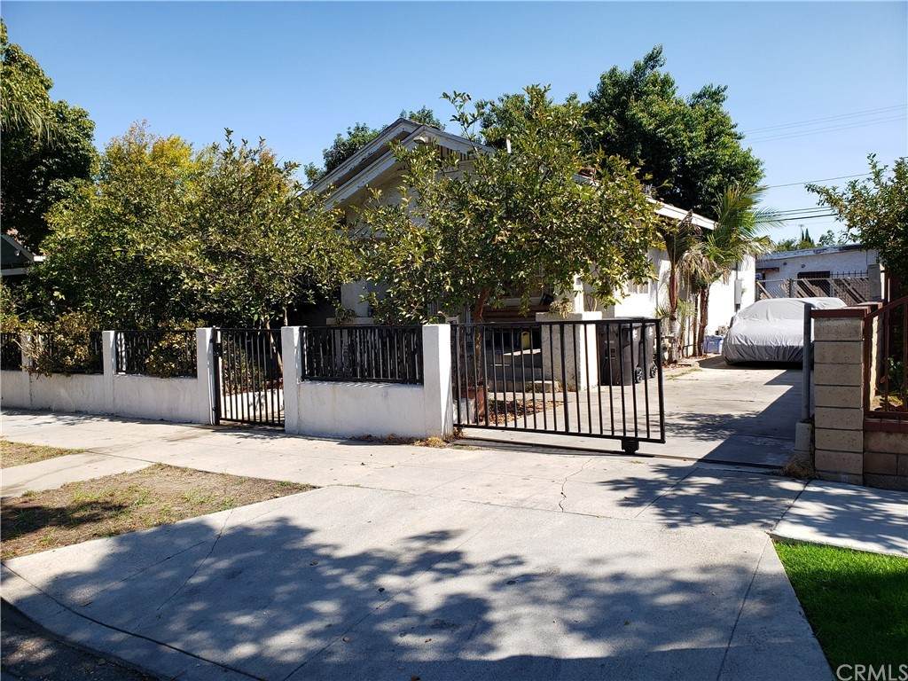2410 Elm Avenue - Photo 1