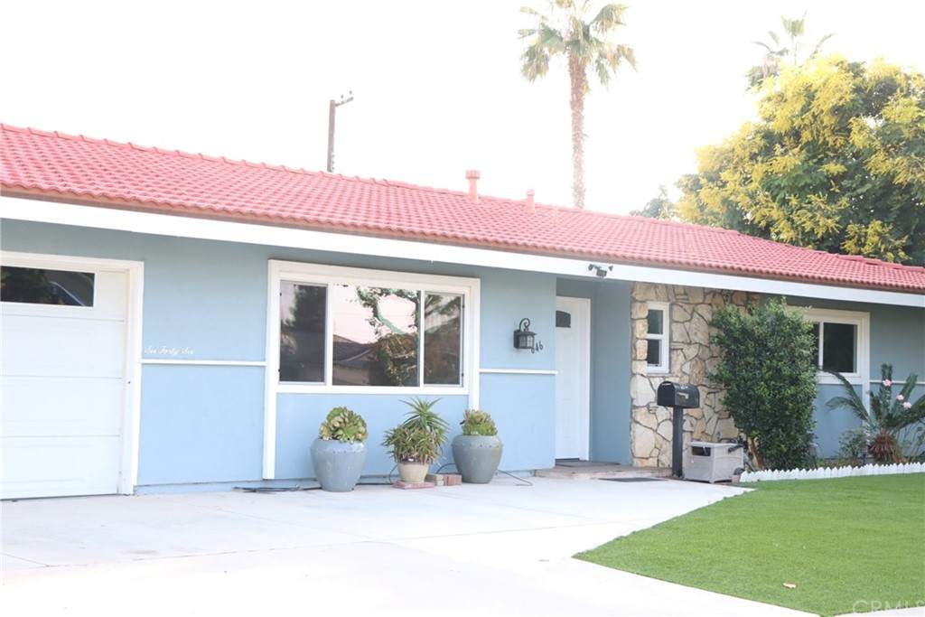 646 Grove Avenue - Photo 1