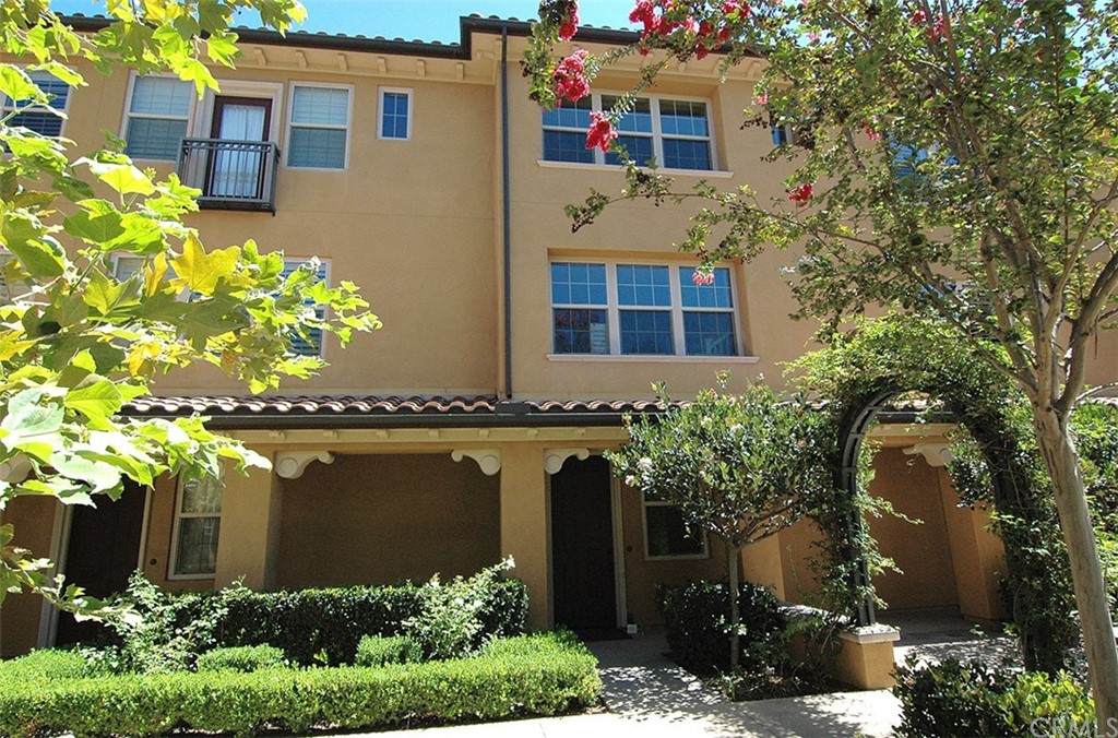 59 Long Meadow - Photo 1