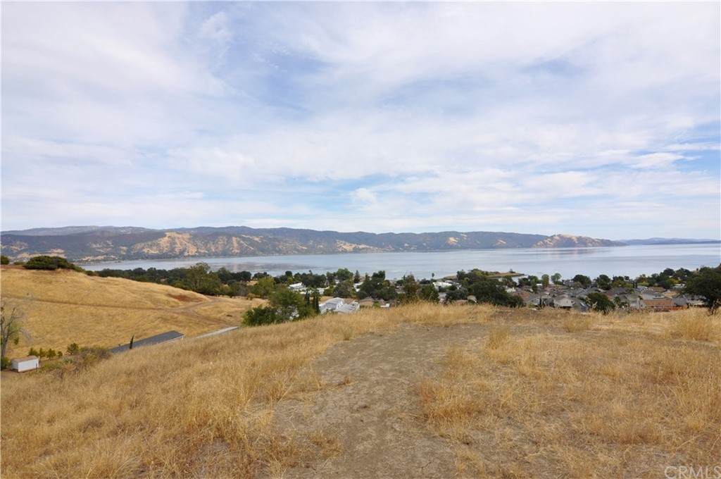 625 Walnut Drive - Photo 1