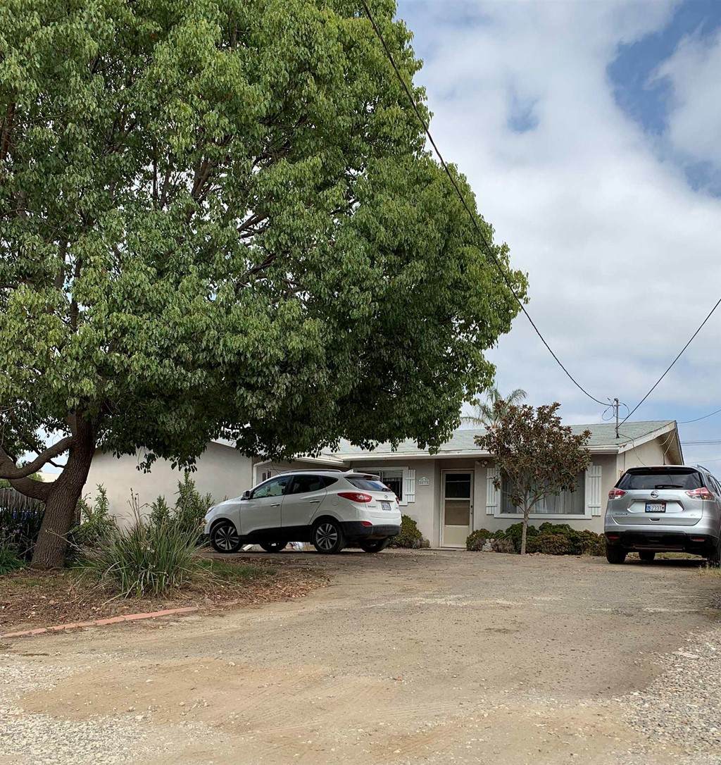 537 Tamarisk - Photo 1