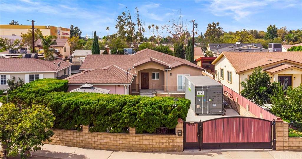 6451 Gilson Avenue - Photo 1