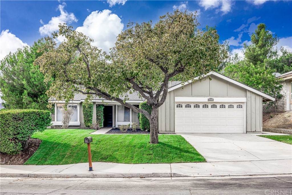 499 Thunderhead Street - Photo 1