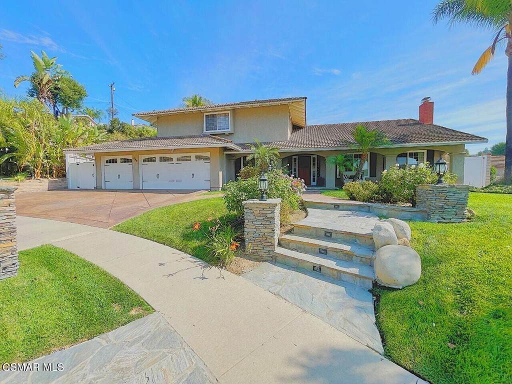 305 Siesta Avenue - Photo 1