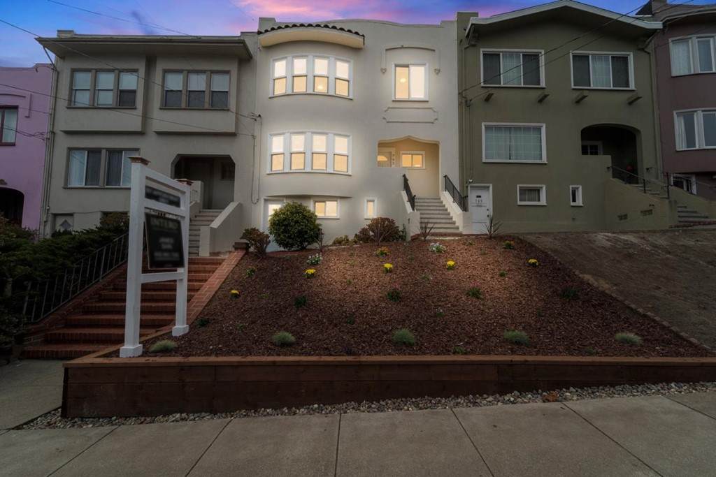 793 37th Avenue - Photo 1