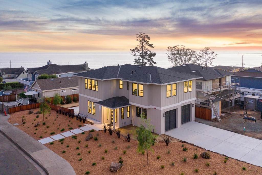 900 The Alameda - Photo 1