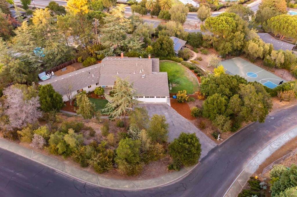 26304 Esperanza Drive - Photo 1