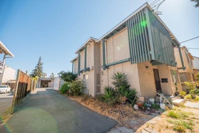 1088 Myrtle Street - Photo 1