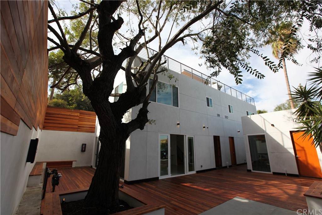 1218 Thorn Street - Photo 1