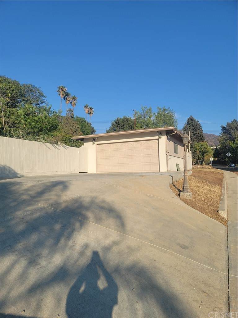 11141 Mcvine Avenue - Photo 1