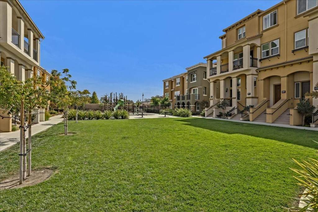 38979 Primula Terrace - Photo 1