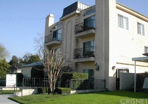 11482 Moorpark Street - Photo 1