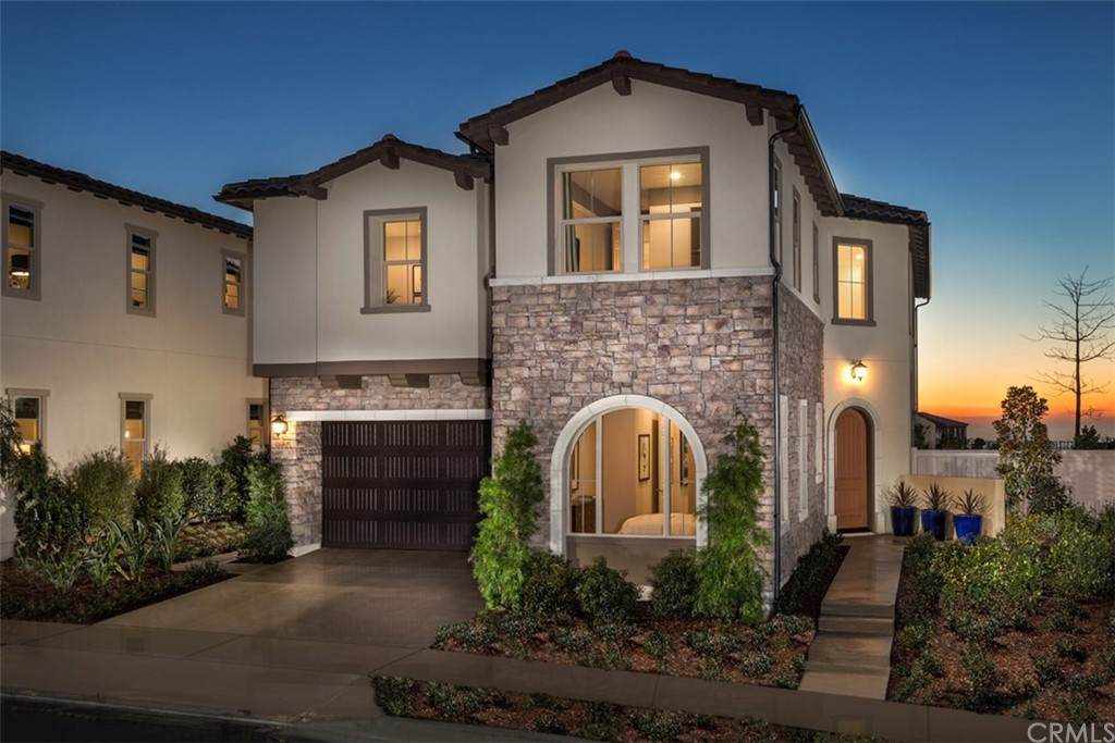2060 Aliso Canyon Drive - Photo 1