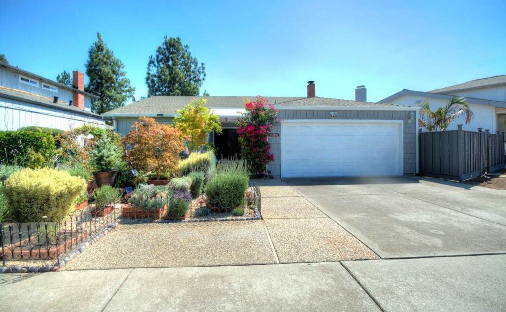 15180 Venetian Way - Photo 1