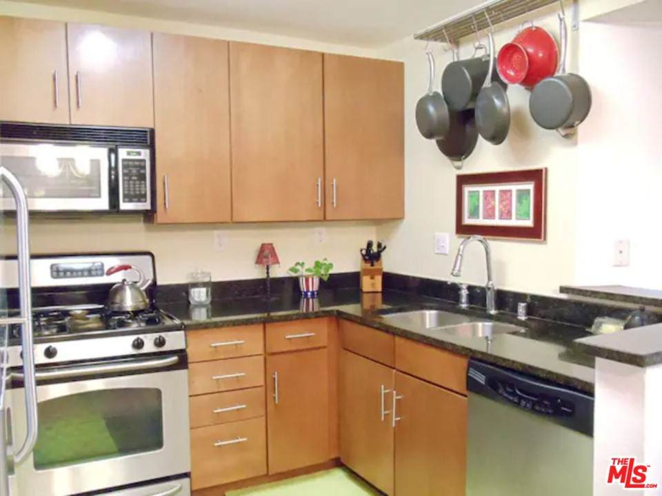 8300 Manitoba Street - Photo 1