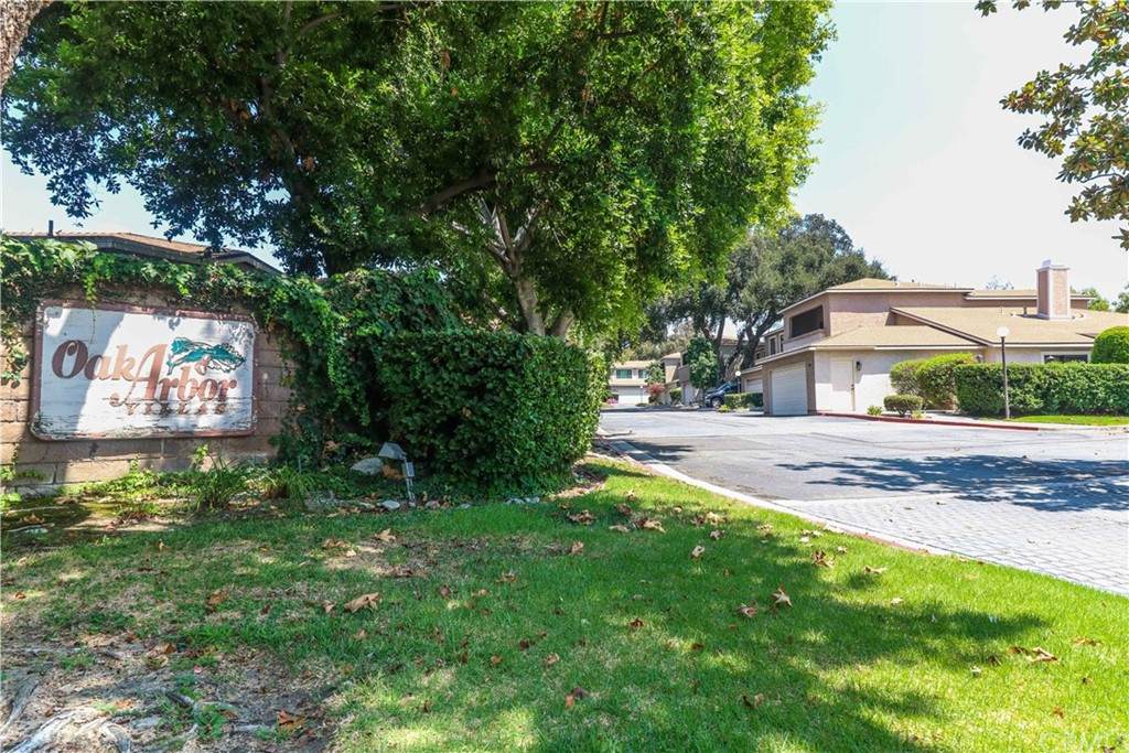541 Wayland Court - Photo 1