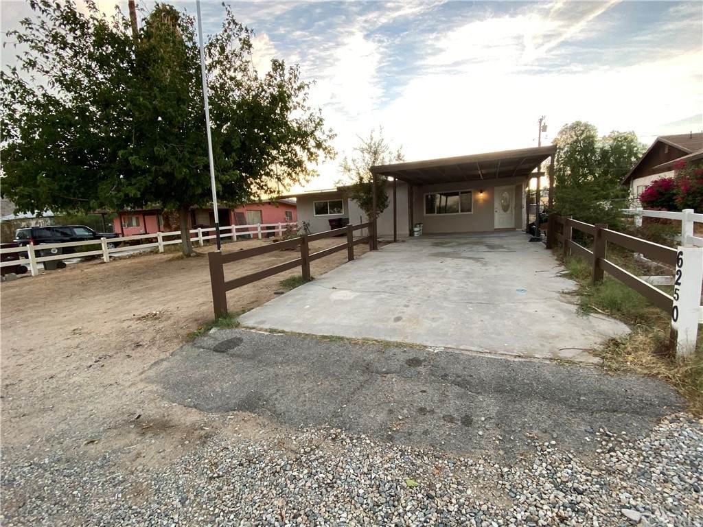 6250 Daisy Avenue - Photo 1
