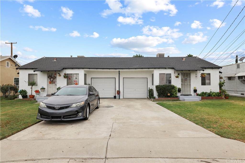 425 Grand Avenue - Photo 1