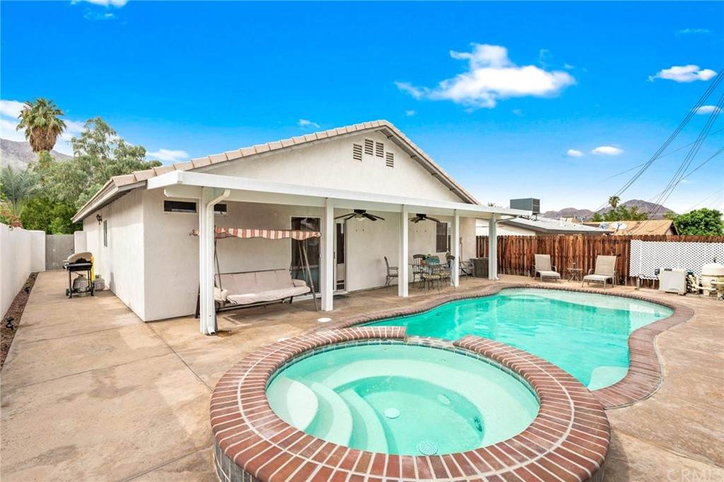 52660 Avenida Mendoza - Photo 1