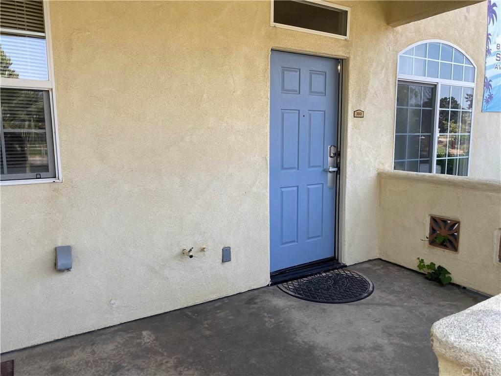 444 Pier Avenue - Photo 1