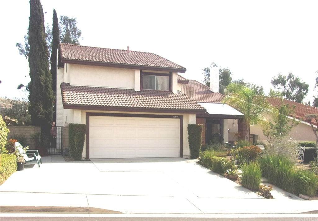 2004 Cumberland Drive - Photo 1