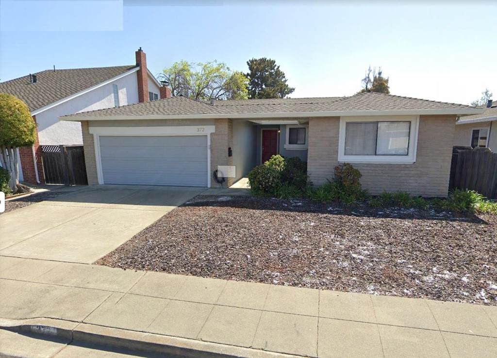 372 Mullet Court - Photo 1