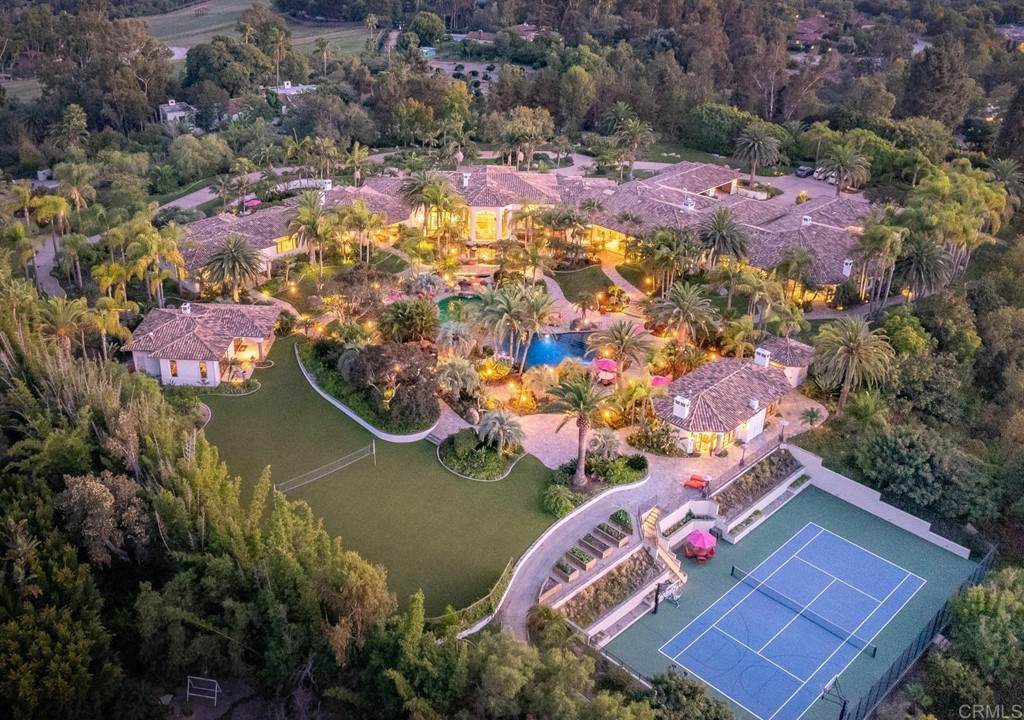 6424 La Valle Plateada - Photo 1