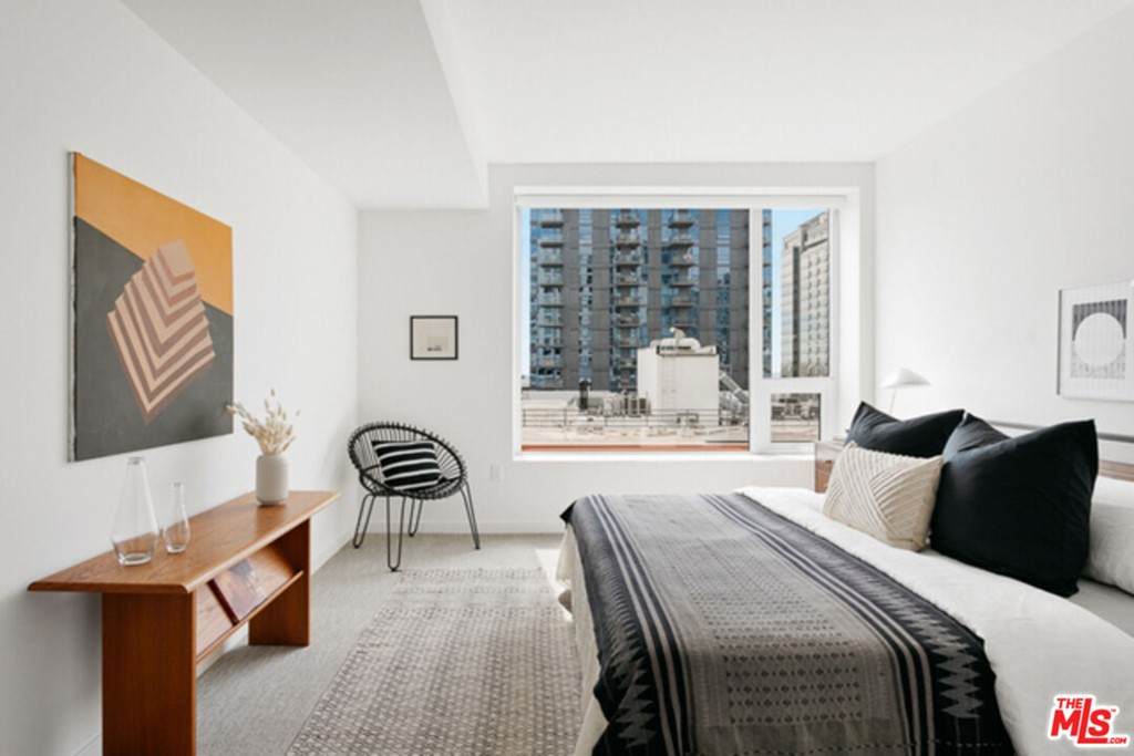 1050 Grand Avenue - Photo 1