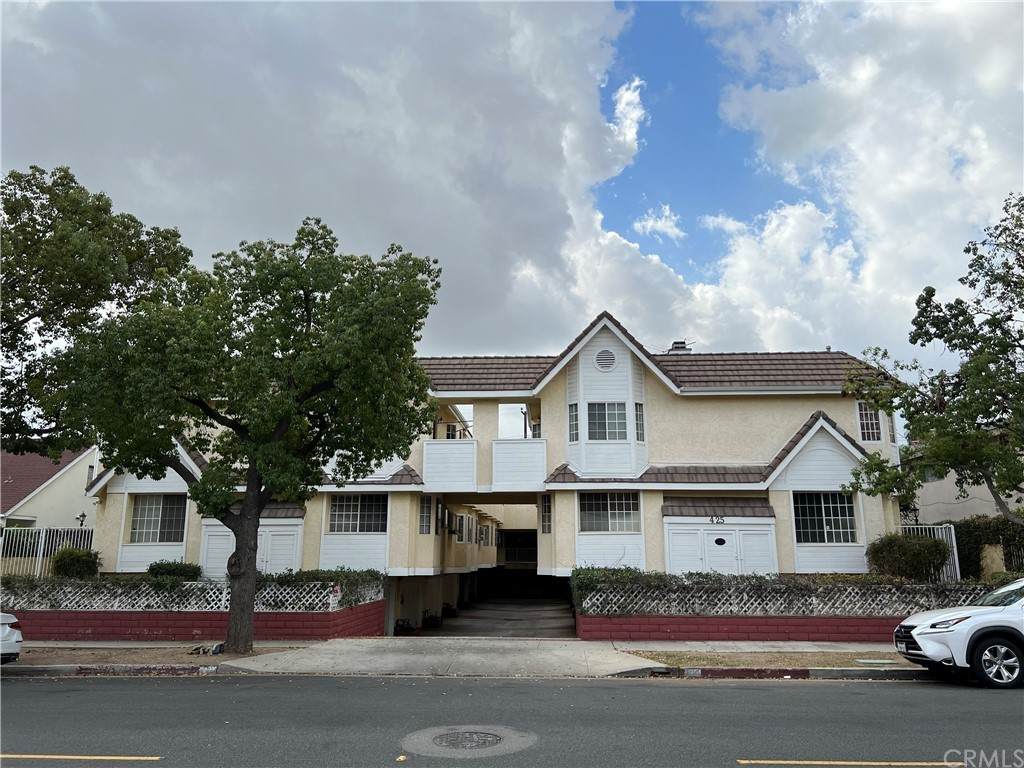421 Chapel Avenue - Photo 1