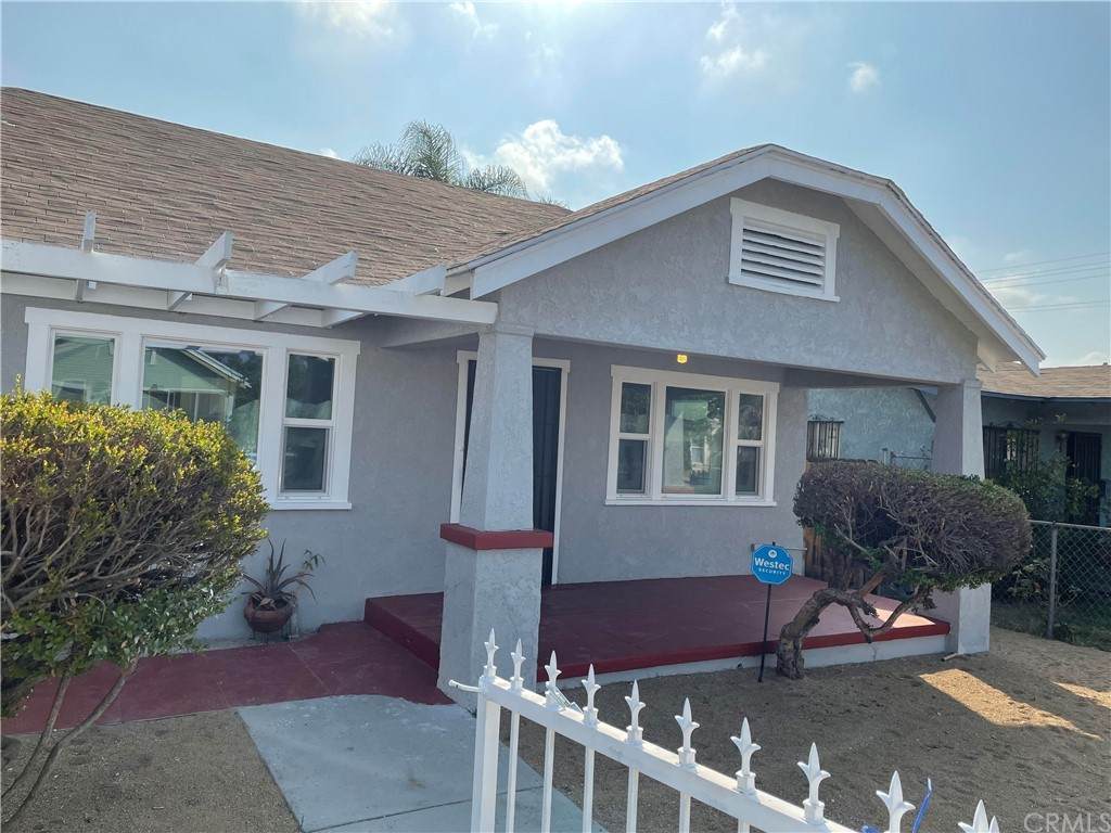 128 Monterey Avenue - Photo 1