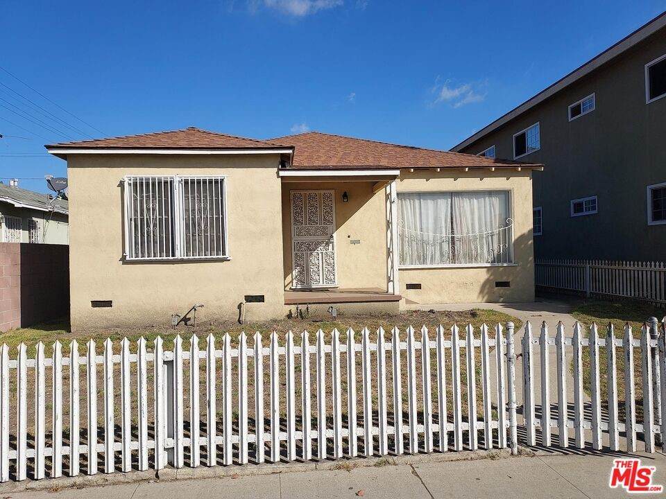 705 79Th Street - Photo 1