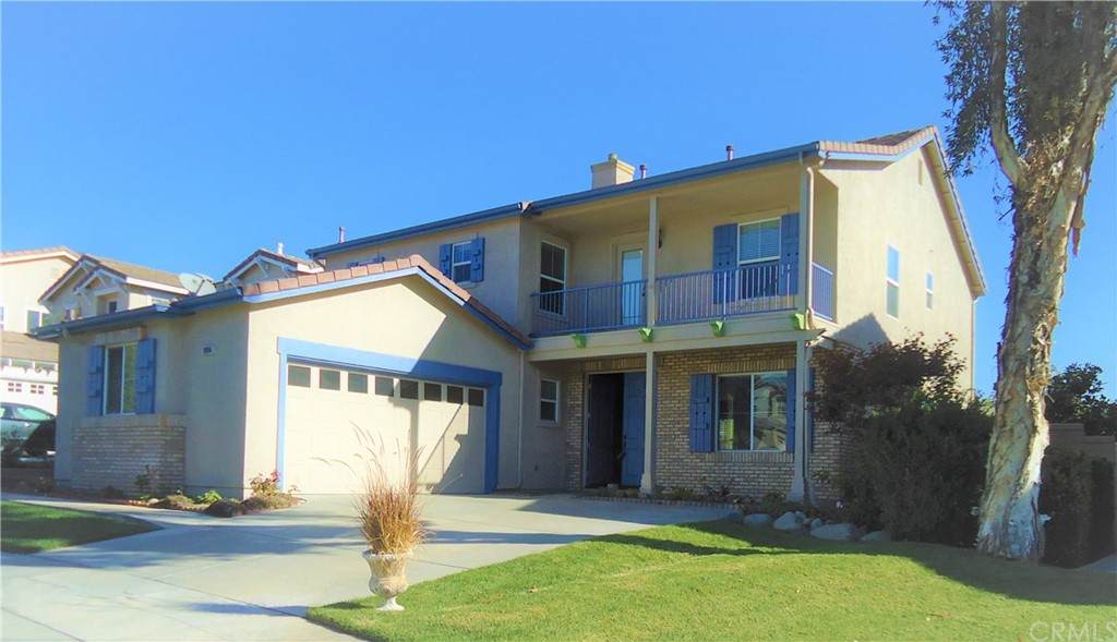 1884 Pinnacle Way - Photo 1