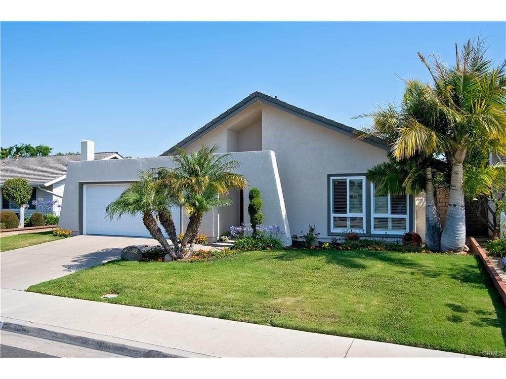 10425 La Ballena Circle - Photo 1