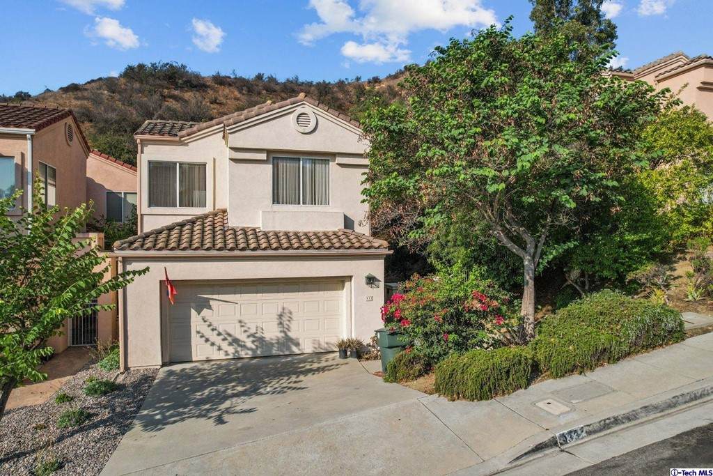 933 Calle La Primavera - Photo 1