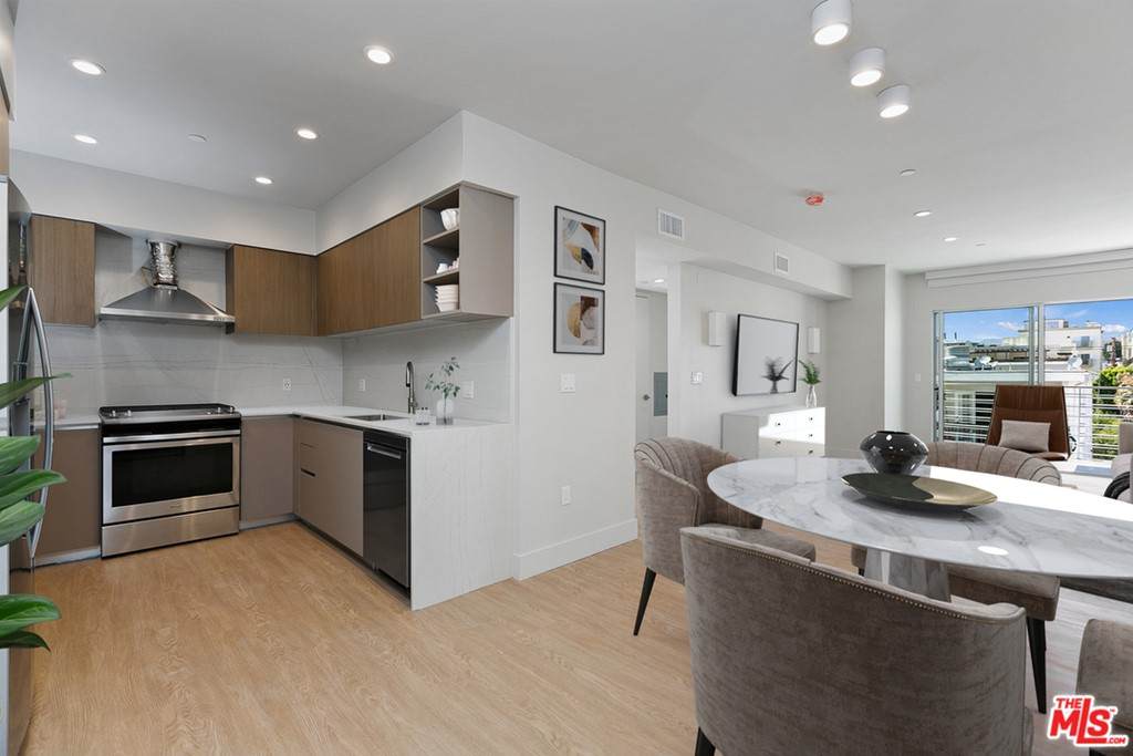 11837 Mayfield Avenue - Photo 1