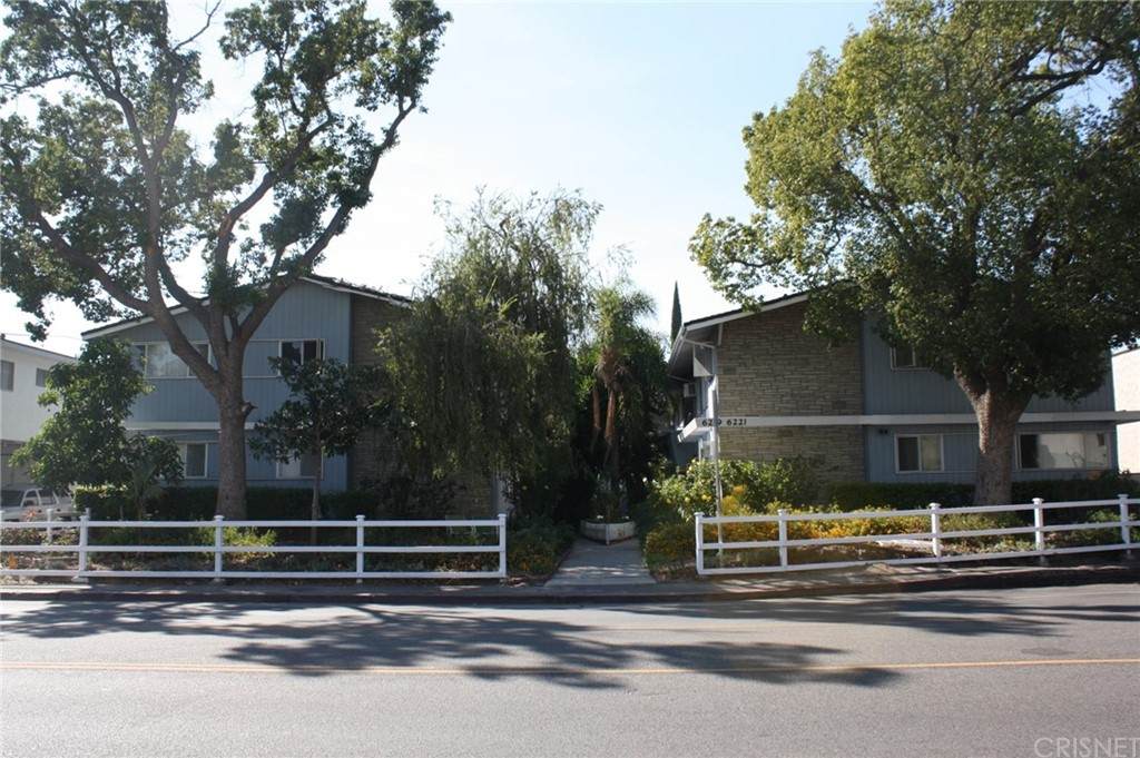 6215 Fulton Avenue - Photo 1