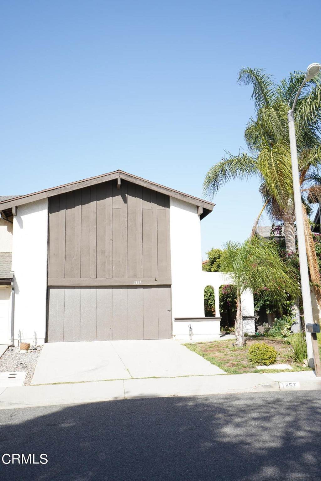 1857 Tipperary Lane - Photo 1