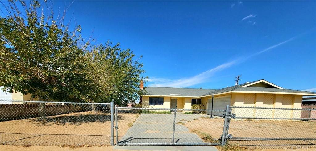 7301 California City Boulevard - Photo 1