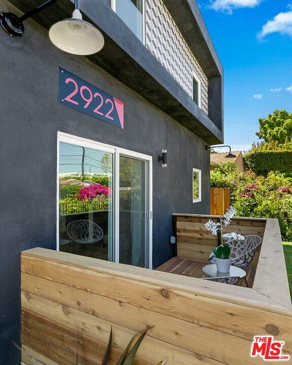 2922 Hauser Boulevard - Photo 1