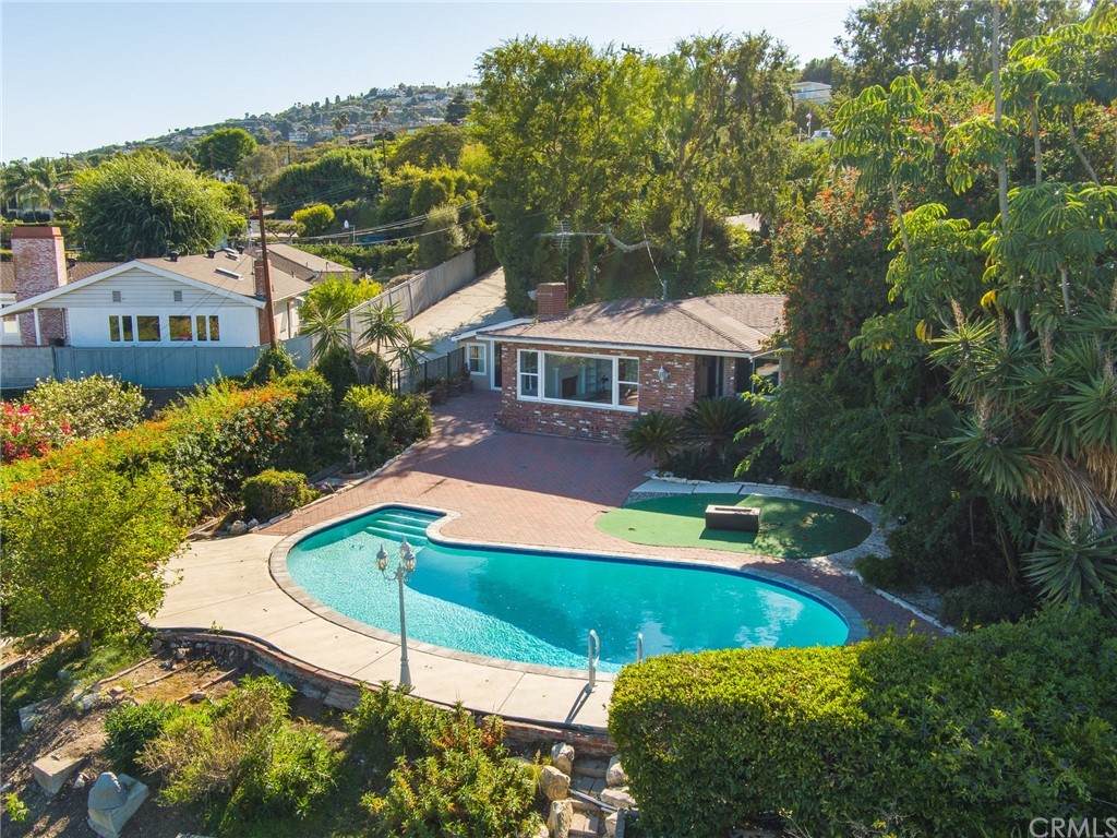 29 Rockinghorse Road - Photo 1