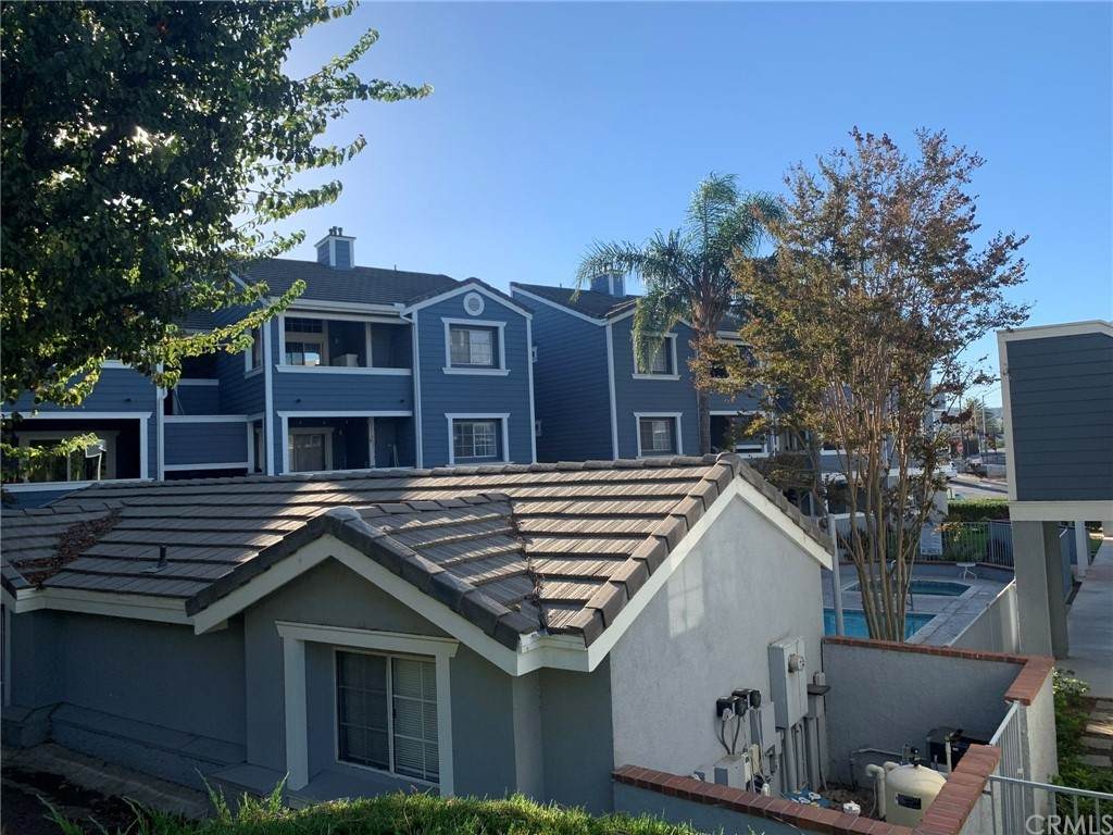 101 Lakeview Avenue - Photo 1