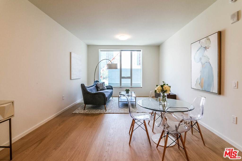 889 Francisco Street - Photo 1