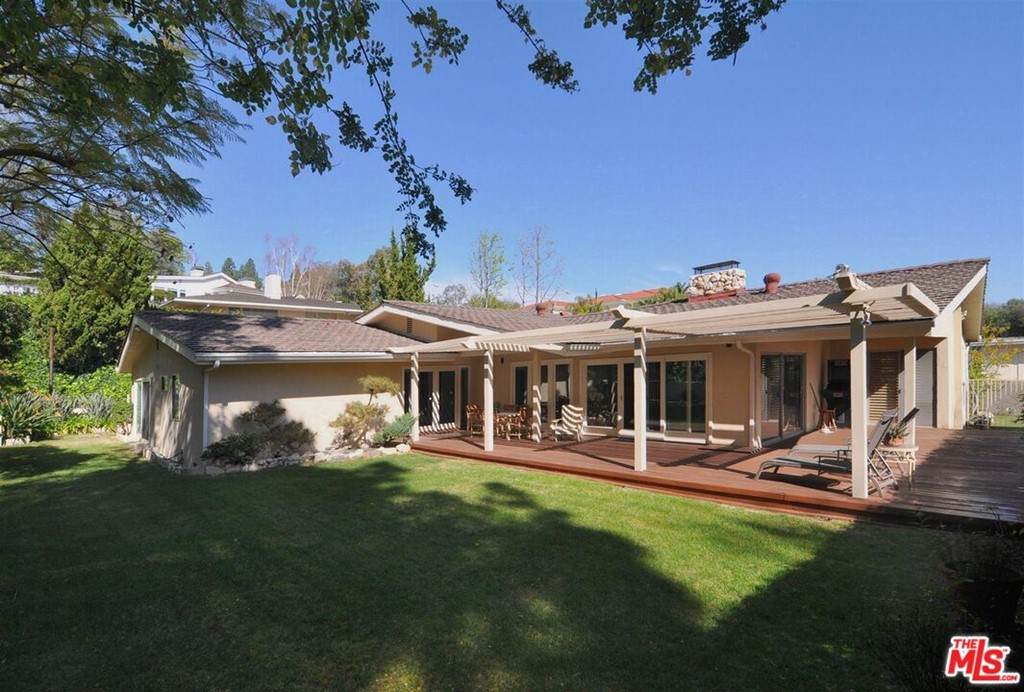 17016 Adlon Road - Photo 1